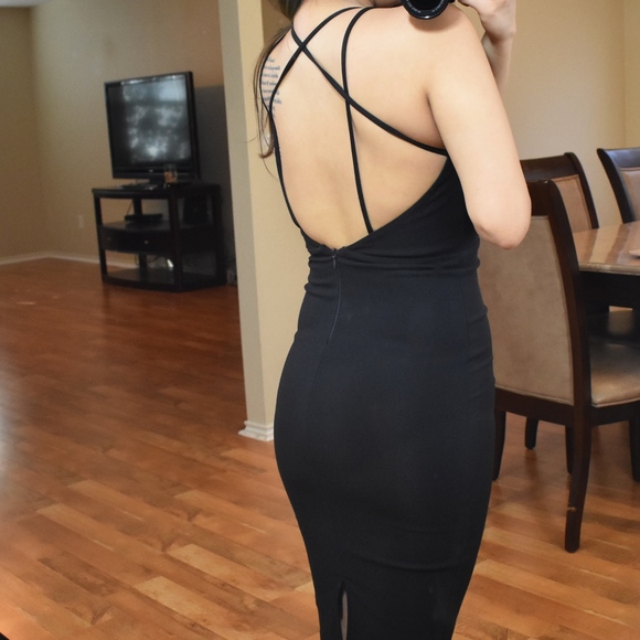 Black Sleeveless Midi Dress - Picture 3 of 4